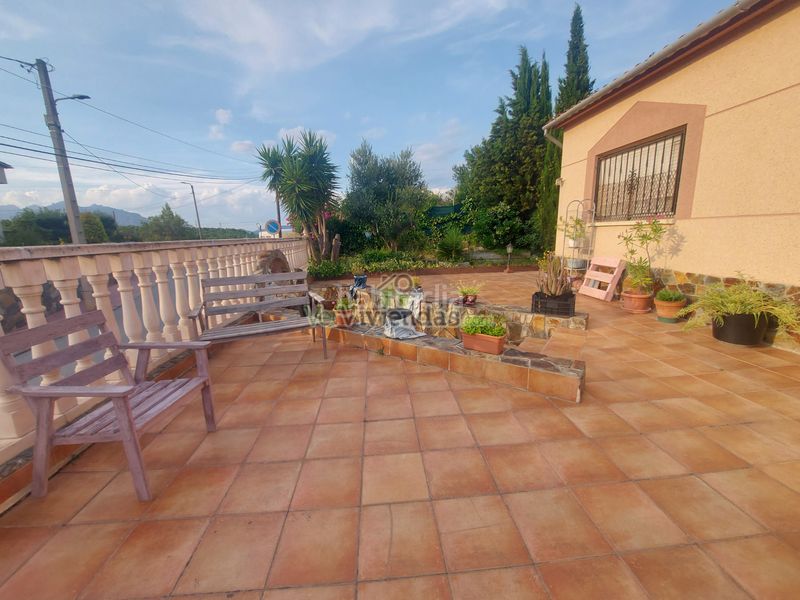 Foto d3faeffd-6ffe-4cd2-aa10-9575714d8901. House in carrer carrilet 40 in Sant Esteve Sesrovires