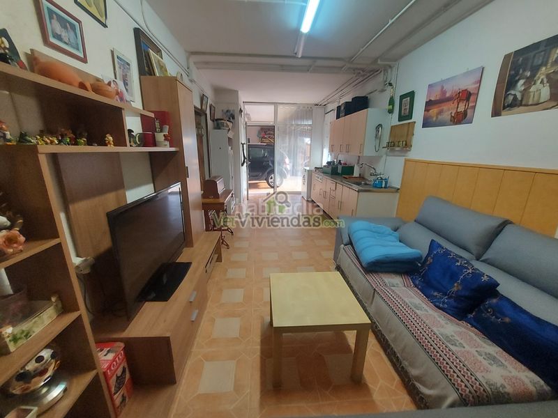 Foto e23ee734-6737-42e2-8913-c6d30989307c. House in carrer carrilet 40 in Sant Esteve Sesrovires