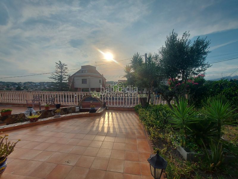 Foto ee437e9d-0609-4ee0-96bd-58942ff84fef. House in carrer carrilet 40 in Sant Esteve Sesrovires