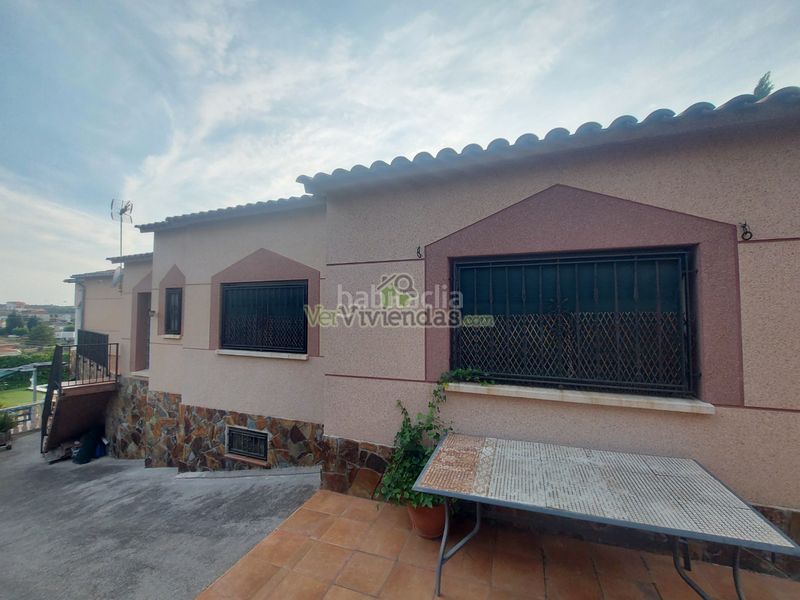 Foto f5155462-5a4f-40a1-b9bd-b660b03ab5fc. House in carrer carrilet 40 in Sant Esteve Sesrovires