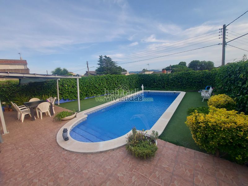 Foto f764ffd4-4c6d-4d5d-91e8-beac87e2f7dc. House in carrer carrilet 40 in Sant Esteve Sesrovires