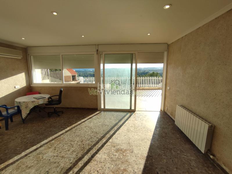 Foto 0d46ebf5-1dfe-4325-932f-cf5efcbed2d9. Casa a carrer balears 20 a Abrera