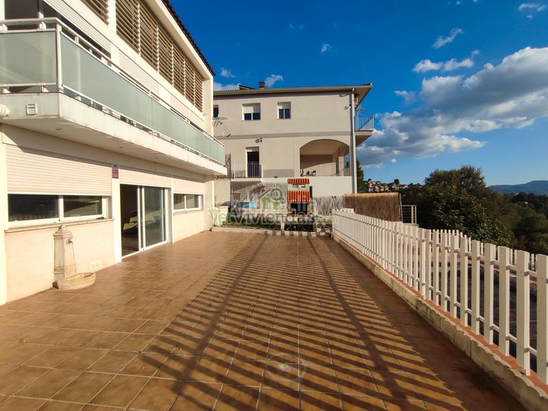 Foto b79f8218-8d74-44c4-9b6d-e8280f0c45ca. Casa a carrer balears 20 a Abrera