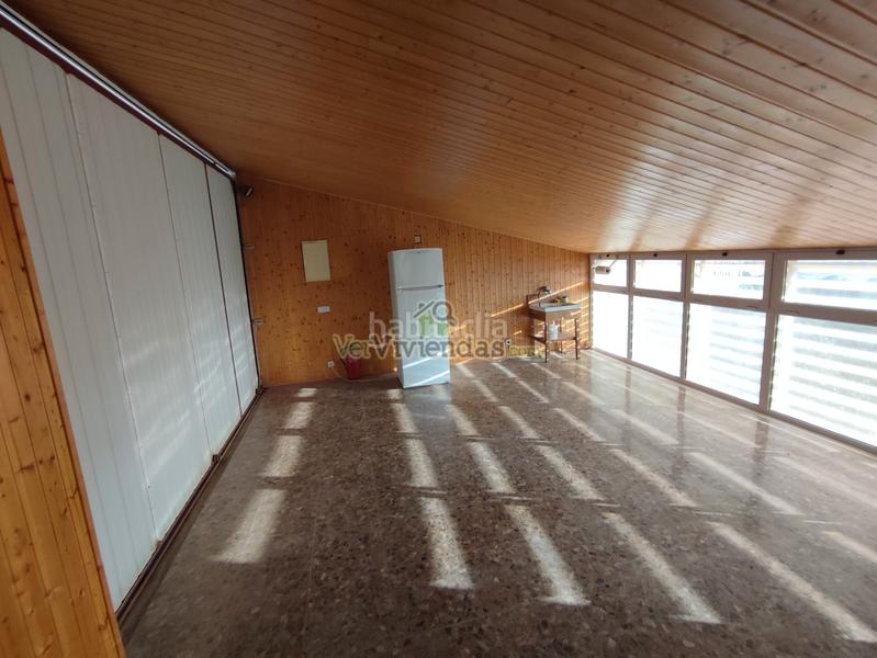 Foto b89e320d-a70b-418d-bf3b-534ae71c5d2d. Casa a carrer balears 20 a Abrera