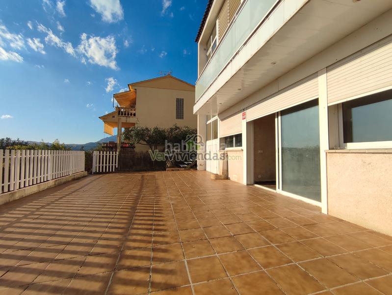 Foto ba5c3abe-5622-4d71-9cae-52e47c17f66f. Casa a carrer balears 20 a Abrera