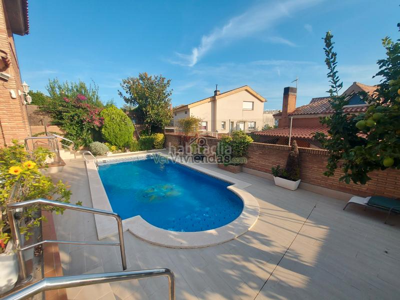 Foto 80821d34-3d7e-49d7-b751-79029e4aae3e. Maison avec chauffage parking piscine dans Els Avets-Can Serrafossà-Ximelis Rubí