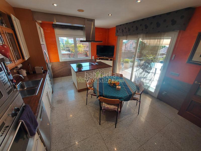 Foto acad6a80-b9ba-417b-ad0d-2f736d895bc0. Maison avec chauffage parking piscine dans Els Avets-Can Serrafossà-Ximelis Rubí