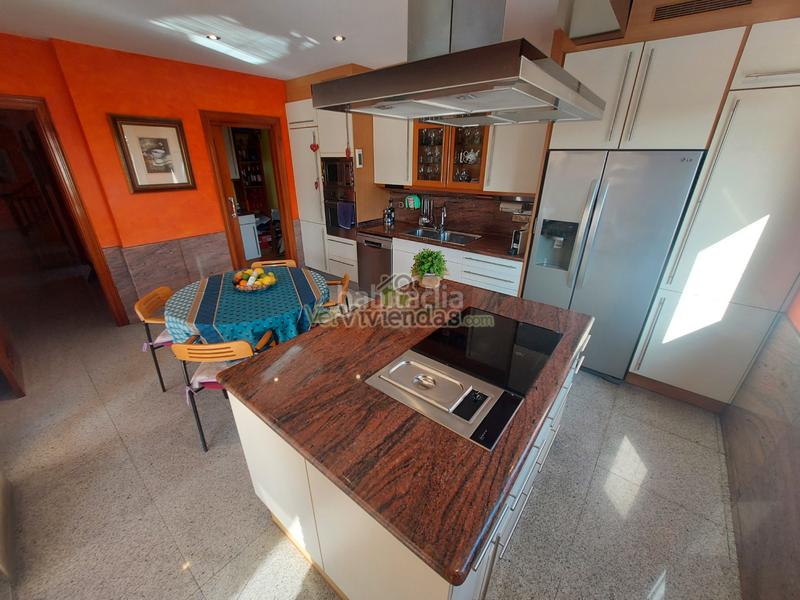 Foto d867dbaa-9c55-40e7-80fb-05d45cf106e7. Maison avec chauffage parking piscine dans Els Avets-Can Serrafossà-Ximelis Rubí