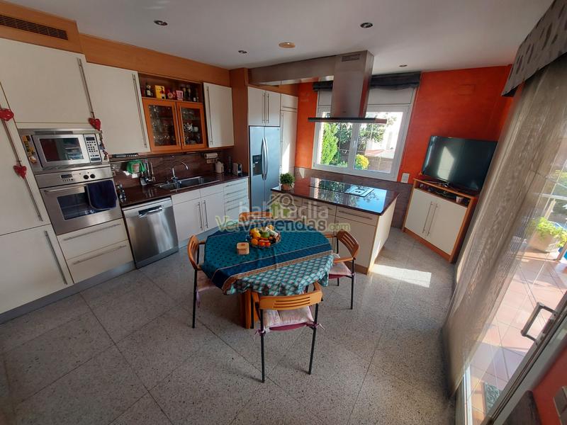 Foto e8a3c9fe-9257-48d2-bf15-ddbb0c189793. Maison avec chauffage parking piscine dans Els Avets-Can Serrafossà-Ximelis Rubí