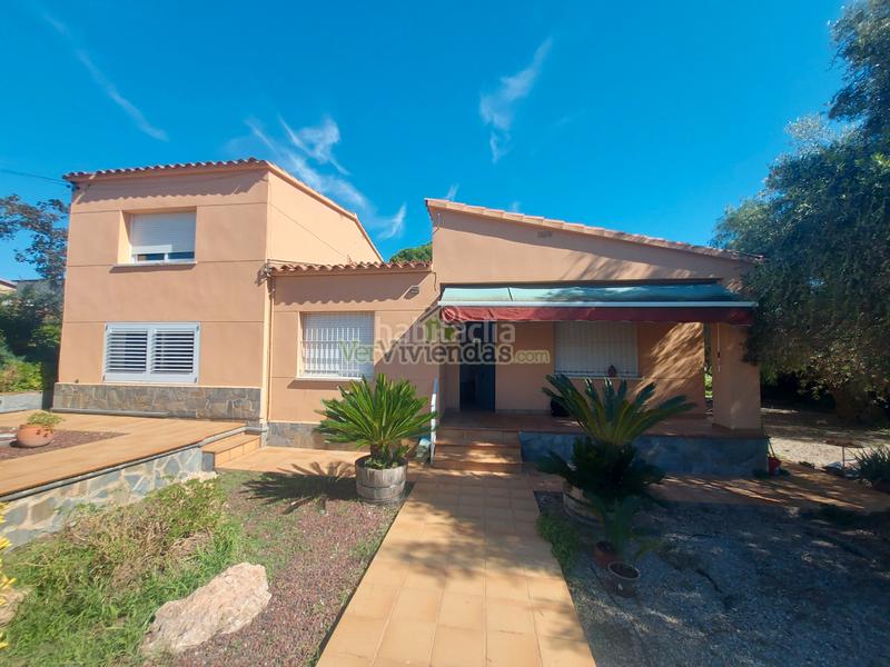 Foto 0467b41b-983a-4b7c-aa34-aa46fce68cc3. Maison dans carrer girona 742 dans Masquefa