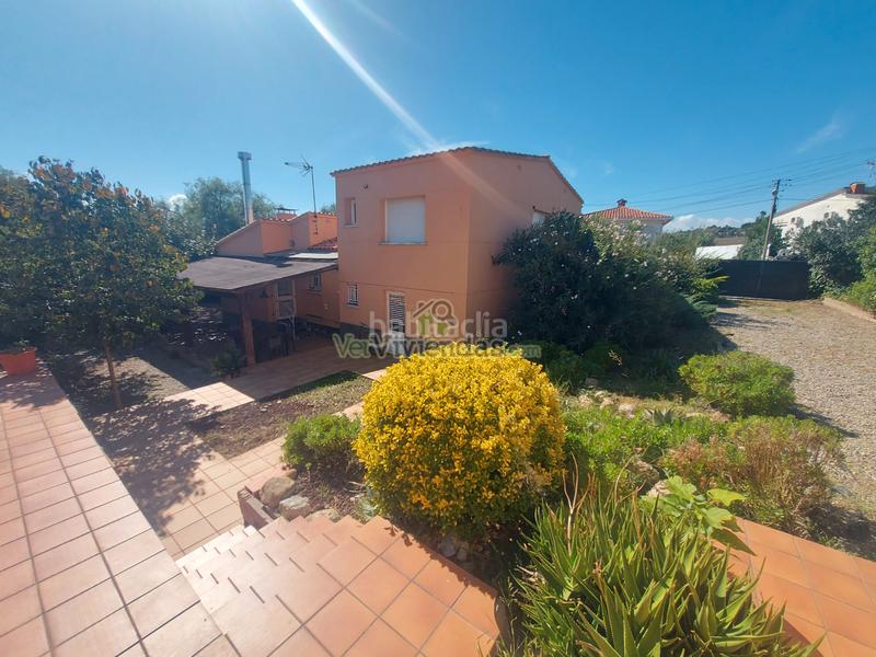 Foto 2188acea-1347-4c5d-9501-aa641c60c1af. Maison dans carrer girona 742 dans Masquefa