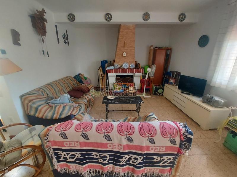 Foto 8119a03c-81d5-4ad3-8b1b-1477105a08c2. Casa a carrer major 611 a Vallirana