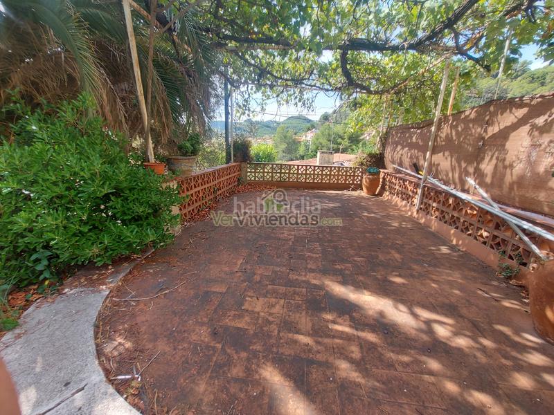 Foto 9a7a0c5d-571e-41cf-90e4-0c33a9ad8b0c. Casa a carrer major 611 a Vallirana