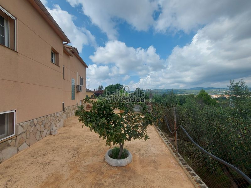 Foto 0cc4d6e0-7294-4acb-9a47-2dc5e1afd050. Casa en carrer velázquez 36 espectacular casa con piscina en Piera