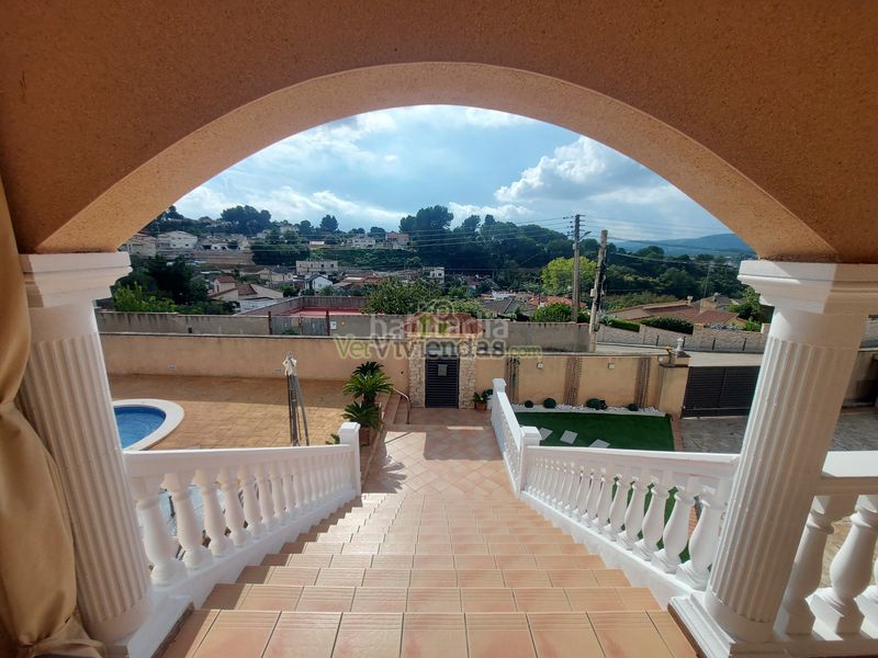 Foto 995b2238-080c-4f15-a784-cc2230227467. Casa en carrer velázquez 36 espectacular casa con piscina en Piera