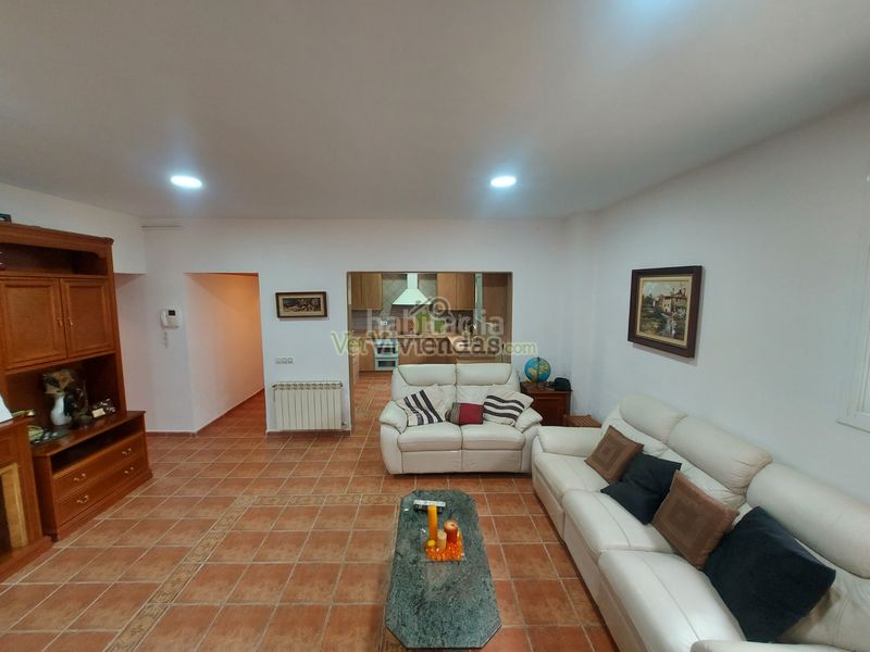 Foto b8185569-ae24-4ccf-bcff-50da7a206ccb. Casa en carrer velázquez 36 espectacular casa con piscina en Piera