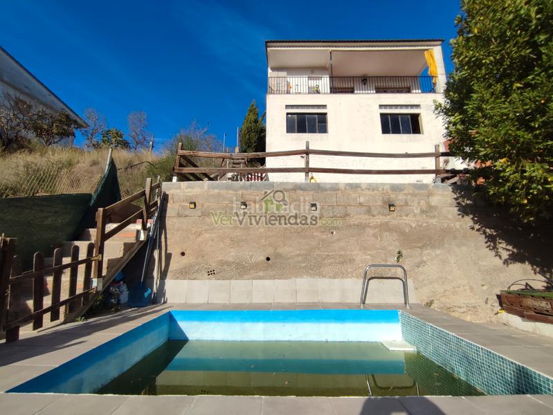 Foto 10f87095-9299-4911-9d6c-dac8ed48c7f1. Casa a carrer mercè 10 a Cervelló