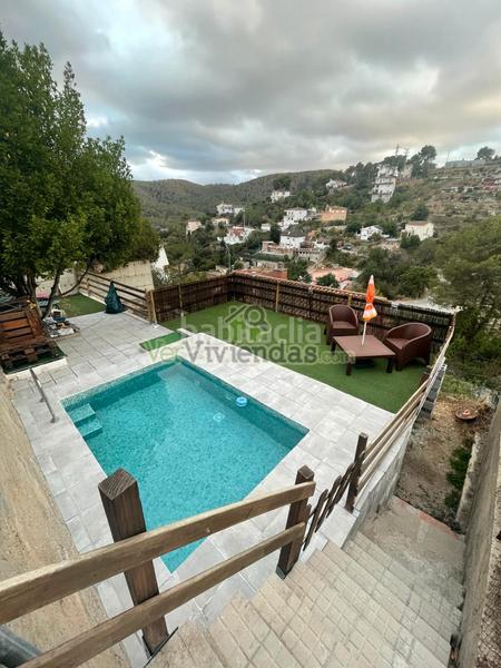 Foto 1e03ff15-0c9c-447e-80ac-0ceccfc80e76. Casa a carrer mercè 10 a Cervelló