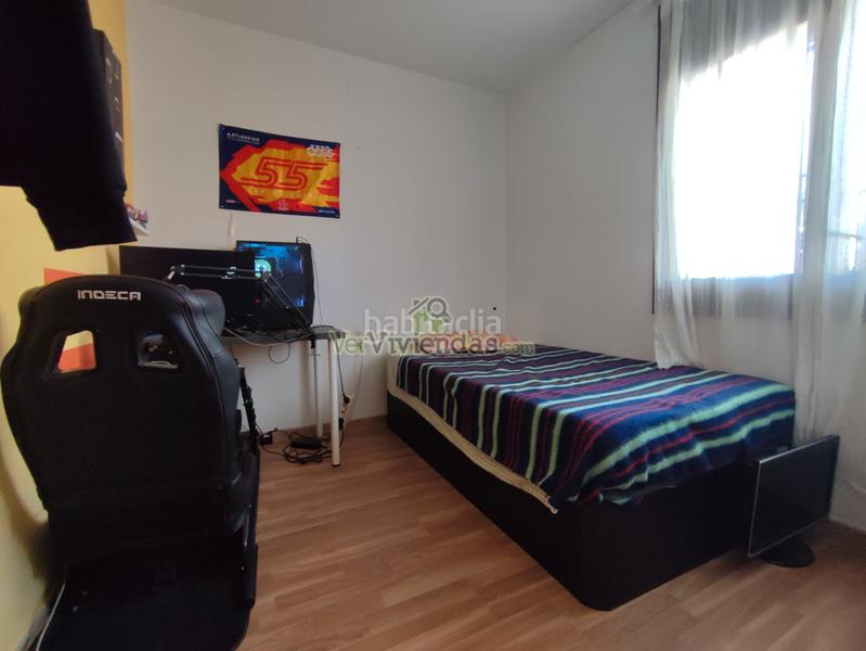 Foto 6a668e81-5bfa-4079-90de-dce94f3fb565. Casa a carrer mercè 10 a Cervelló