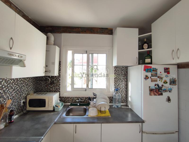 Foto 6f6533cc-0fa9-40fe-9eb0-f185532cac3f. Casa a carrer mercè 10 a Cervelló