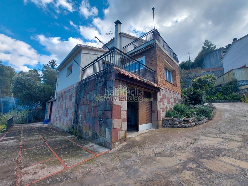 Foto 1a00107a-906c-4672-860c-b8ed744e91ed. Casa a carrer major 164 a Cervelló