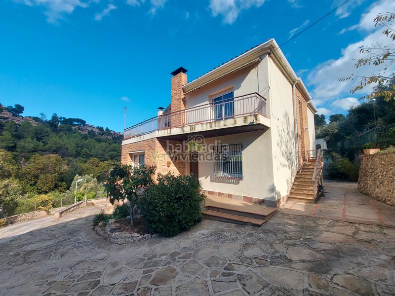 Foto 3f355479-5909-4f21-a4b2-2844ba7d3a2e. Casa a carrer major 164 a Cervelló