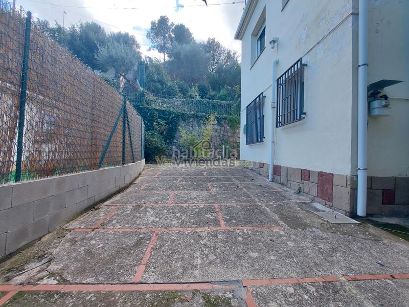 Foto 5a3eef7c-97ca-4ebb-8dd7-bc5c0d20e053. Casa a carrer major 164 a Cervelló