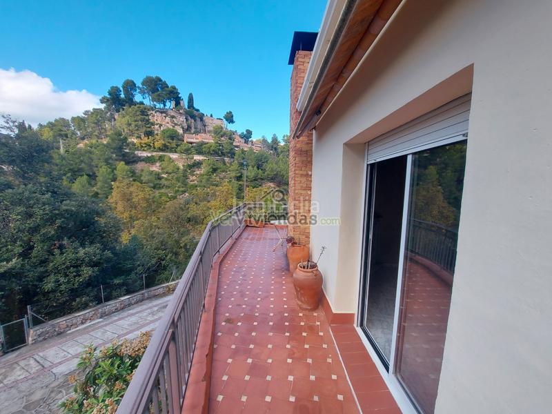 Foto 969e2530-bc42-4a46-8562-4c0a66182599. Casa a carrer major 164 a Cervelló