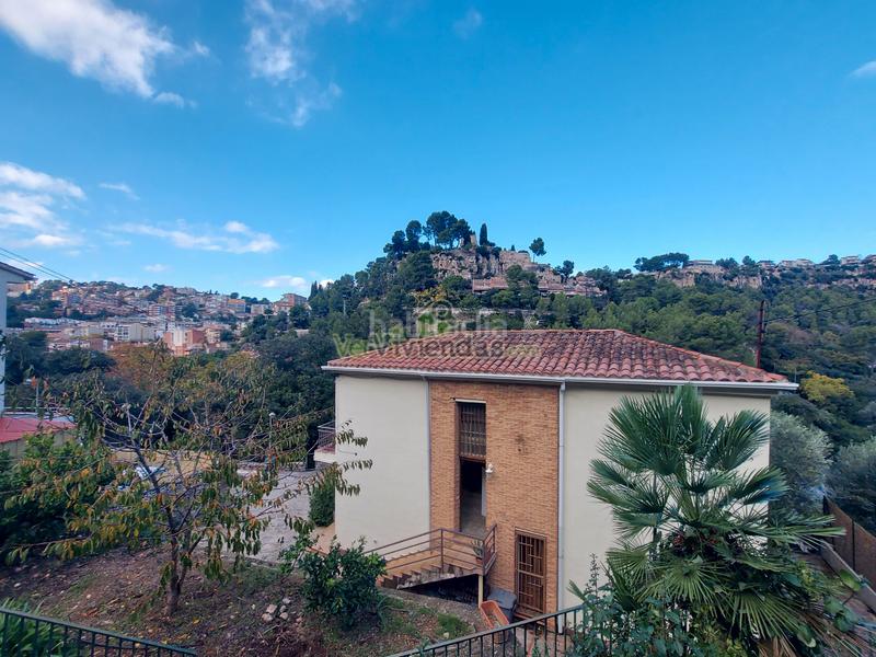 Foto df75af83-c449-4c99-a7a3-3454e7de45f0. Casa a carrer major 164 a Cervelló