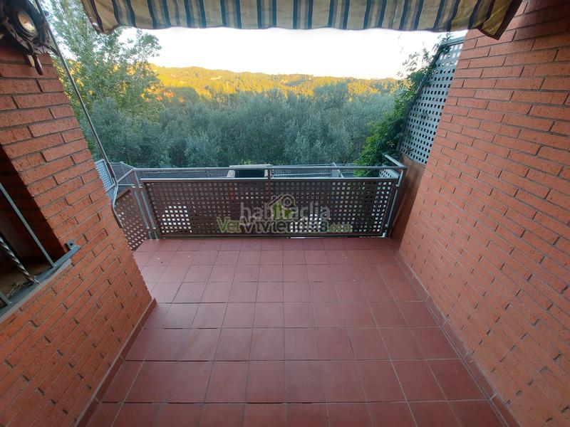 Foto 2ea747f1-69eb-40bb-8b3f-cc1360d9ea1f. Reihenhaus in carrer pintor rivera 1 in Abrera