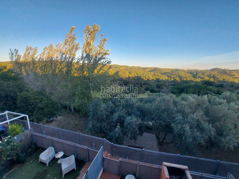 Foto 4daa2c1f-830c-4254-b9ad-873fd4bbd11b. Reihenhaus in carrer pintor rivera 1 in Abrera