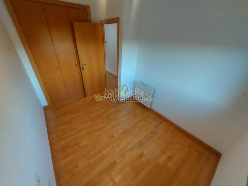 Foto 50955a96-6e33-4982-94f5-fe05ab440a5c. Reihenhaus in carrer pintor rivera 1 in Abrera