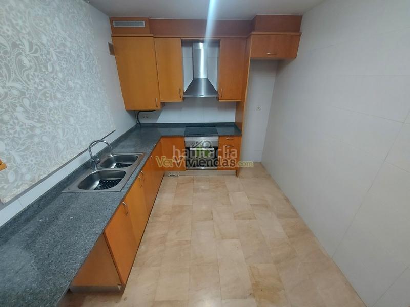 Foto 53af5c6c-0f19-4974-80a4-05d7d34e9098. Reihenhaus in carrer pintor rivera 1 in Abrera