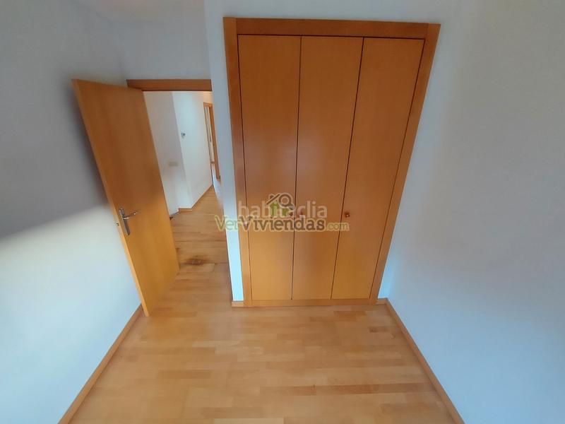 Foto 610e4ee9-b1d2-443c-a96f-6e21ced71040. Reihenhaus in carrer pintor rivera 1 in Abrera