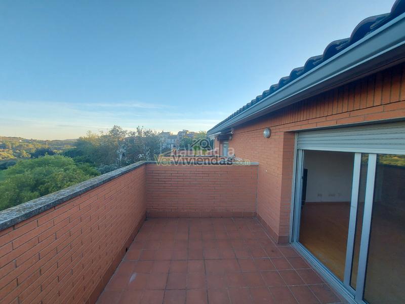 Foto 6fb195b3-20bd-4b77-8158-5322f947e1fa. Reihenhaus in carrer pintor rivera 1 in Abrera