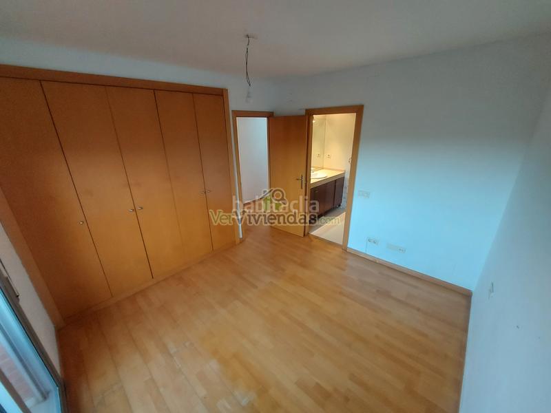 Foto 8e7f78f4-dbf4-4c16-af98-5e3816adffcf. Reihenhaus in carrer pintor rivera 1 in Abrera