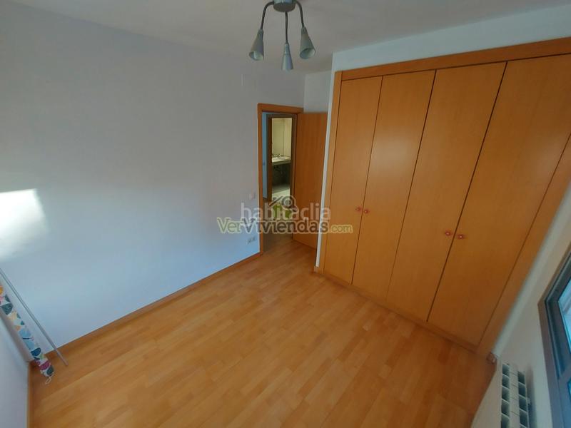 Foto e3d45bd5-4013-4071-b083-2edd3a4c838c. Reihenhaus in carrer pintor rivera 1 in Abrera