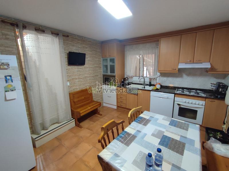 Foto 08535b3f-1223-4a65-b2a0-3818a79d8c42. Maison dans carrer baix llobregat 30 dans Abrera