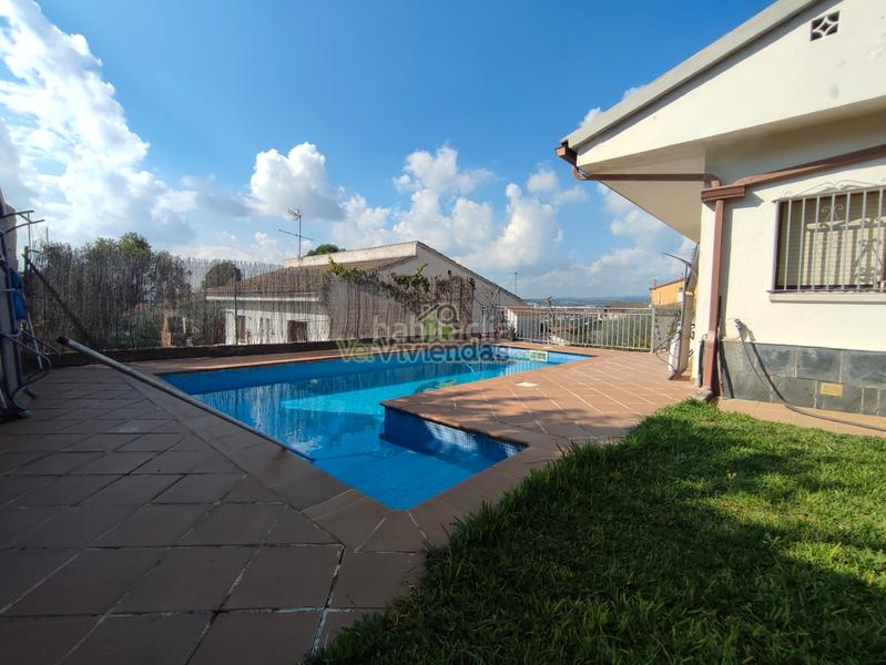 Foto 1760fc10-0091-442e-b8de-668622514d68. Maison dans carrer baix llobregat 30 dans Abrera