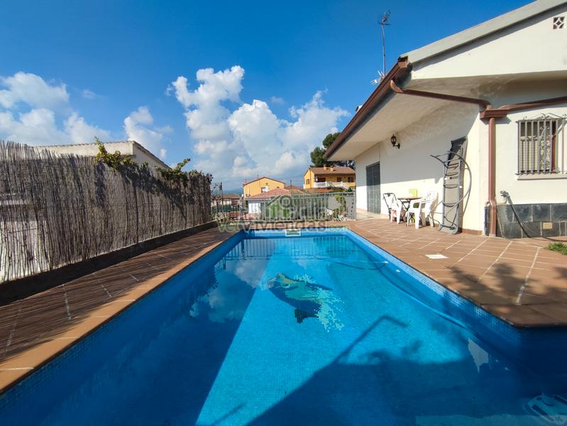 Foto 1cd1ba09-5385-4d8f-82cd-142ccb5ce539. Maison dans carrer baix llobregat 30 dans Abrera