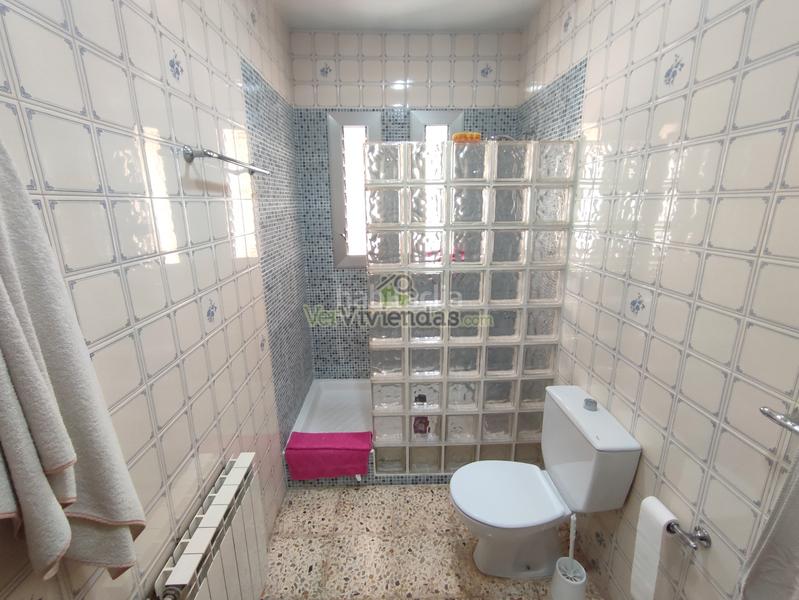 Foto 69d8fde0-8028-41a0-a826-c1a138f6e4fe. Maison dans carrer baix llobregat 30 dans Abrera