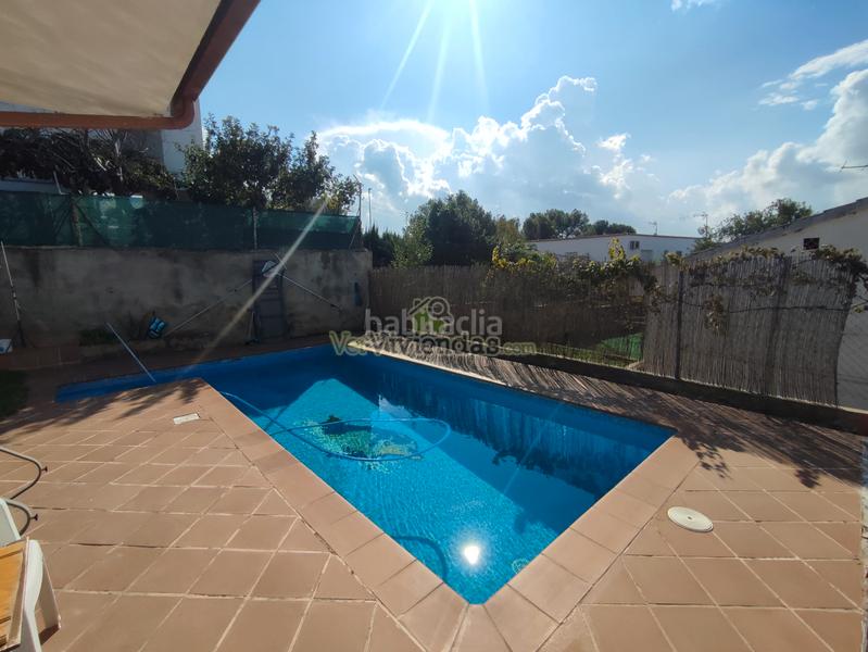 Foto de9dc129-8639-4114-8fc2-c372c508319c. Maison dans carrer baix llobregat 30 dans Abrera