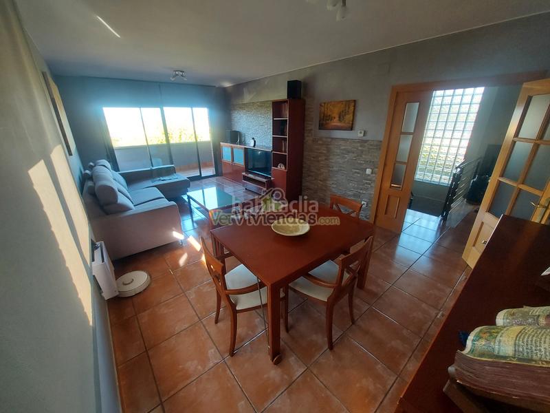 Foto 1c7adb1c-277d-4c6c-8c4a-3c18c37bb60e. Casa a travessia del mig 4041 a Masquefa