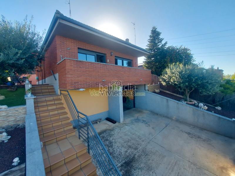 Foto 39268e44-e45a-4b1b-8189-777f9ae7a634. Casa a travessia del mig 4041 a Masquefa