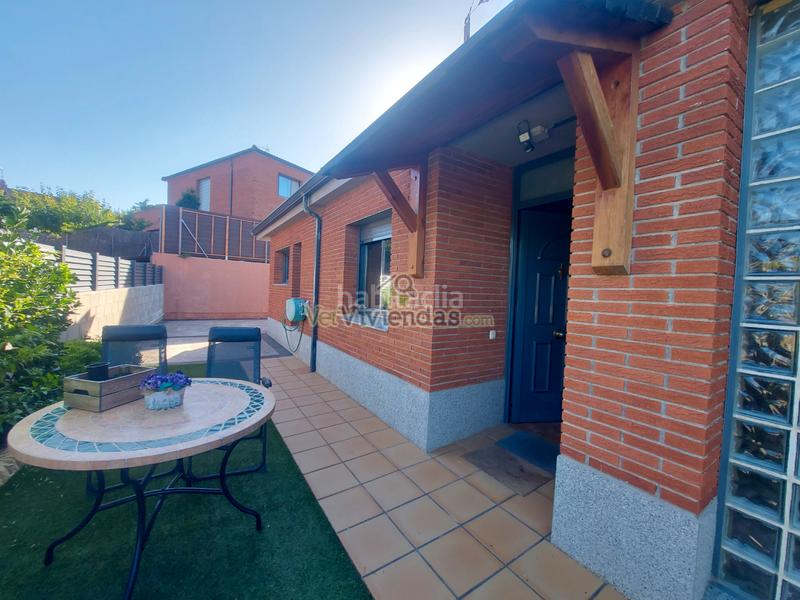 Foto 4343aa91-cbbd-4cdb-8163-ce8352c743b7. Casa a travessia del mig 4041 a Masquefa