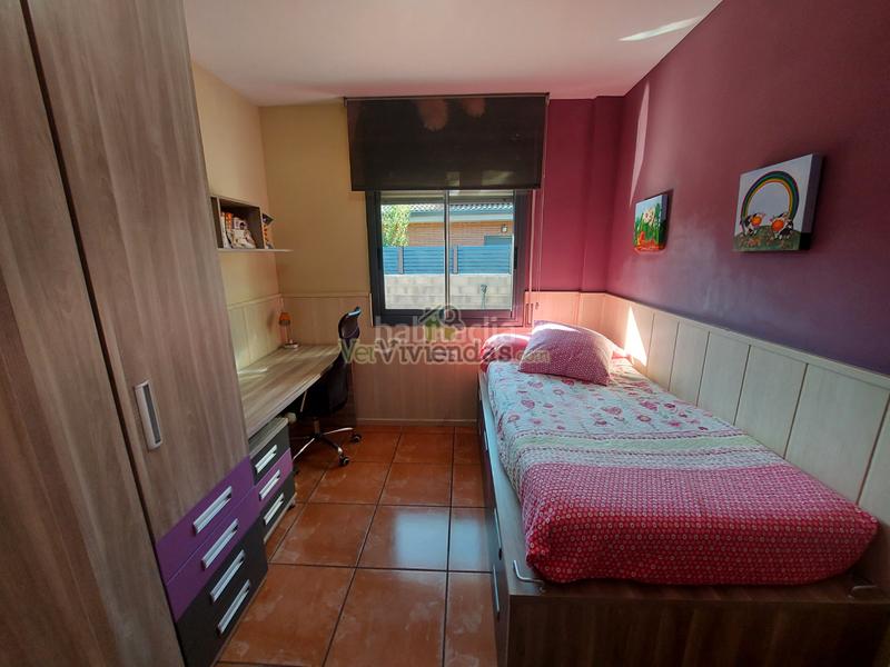 Foto a4b382a1-1a1e-474e-89a0-36d46e3fb183. Casa a travessia del mig 4041 a Masquefa