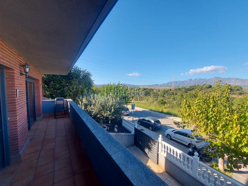 Foto d0c78ab9-e2ae-44a9-818c-7d7a466bd5c8. Casa a travessia del mig 4041 a Masquefa