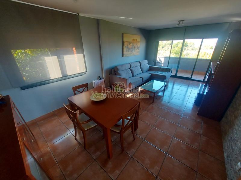 Foto d42cbc62-3308-4fd8-a20d-7cbf70d256ef. Casa a travessia del mig 4041 a Masquefa