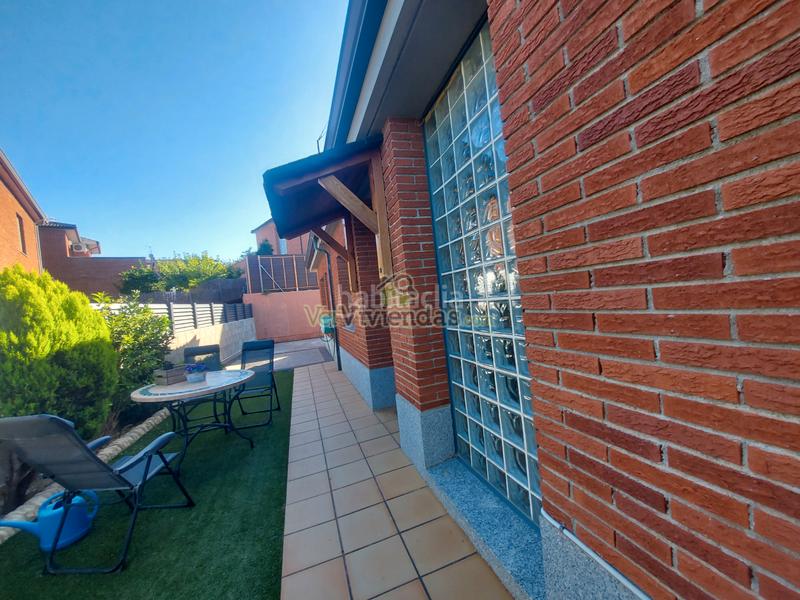 Foto f6574e3d-87a3-4044-a076-d01d7a96622f. Casa a travessia del mig 4041 a Masquefa