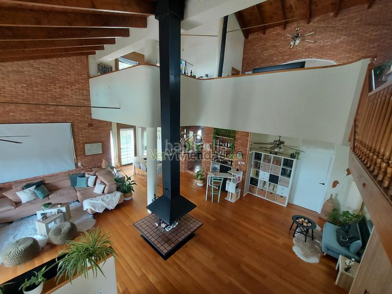 Foto 33ebb900-f271-484f-ad58-8497e778ece4. Haus in carrer major 600 in Vallirana